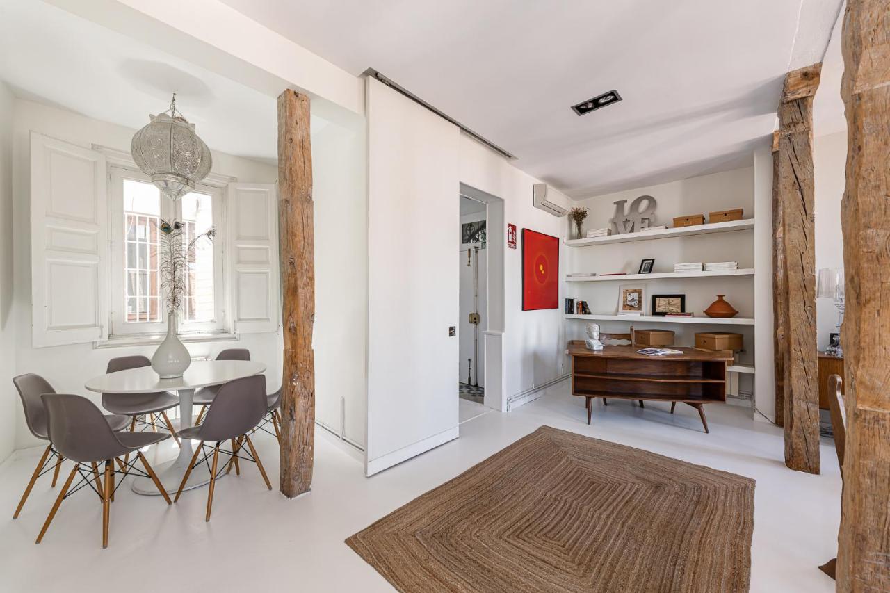 Bnbholder Refined Duplex Malasana Apartment Madrid Exterior photo