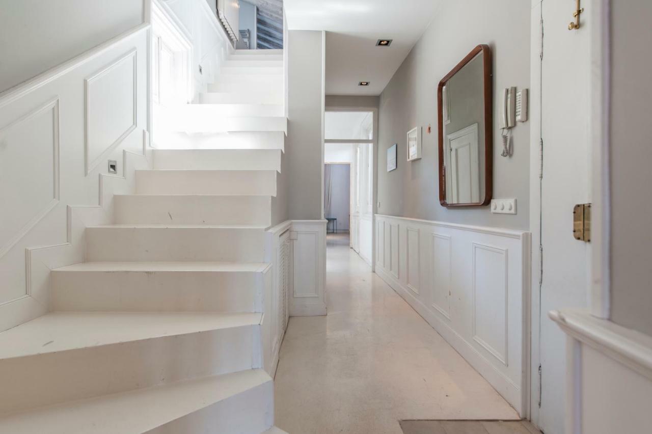 Bnbholder Refined Duplex Malasana Apartment Madrid Exterior photo